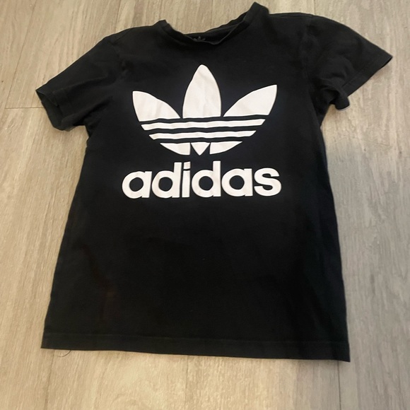 Adidas - Picture 1 of 2